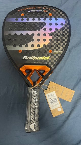 Pala de pádel Bullpadel Vertex 04 2025