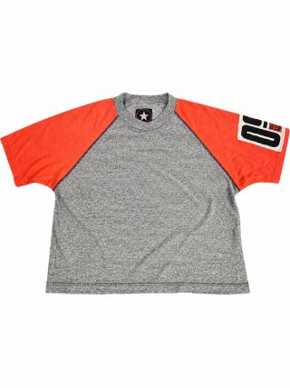 Camiseta Gris y Naranja