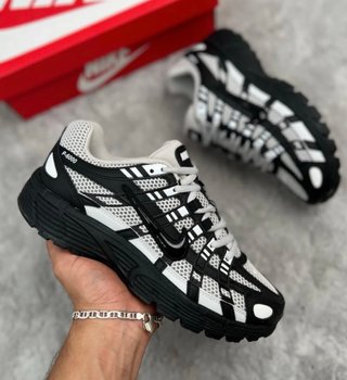 Zapatillas Nike P-6000 Negro y Blanco