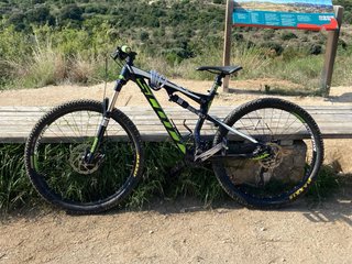 Bicicleta Scott Spark 760 Talla M 27.5