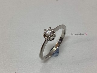 anillo oro 18k con piedra con diamante