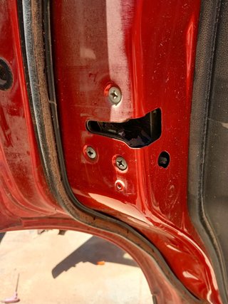 CERRADURA PUERTA TRASERA IZQUIERDA Renault Kadjar (06.2015->)