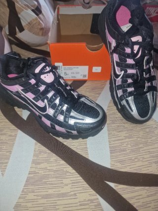 Zapatillas Nike P-6000 SE Black/Pink