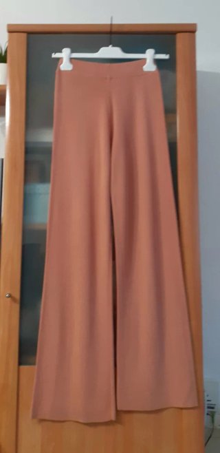 Pantalón Zara