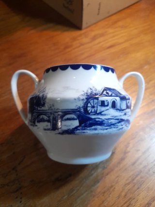 Azucarero de Cerámica con Decoración No tiene tapa