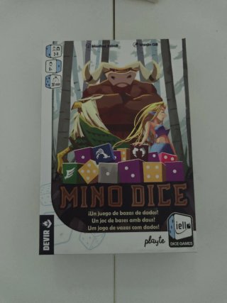 Mino Dice juego de mesa
