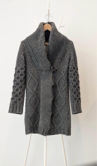 Chaqueta de punto gris Indi & Cold