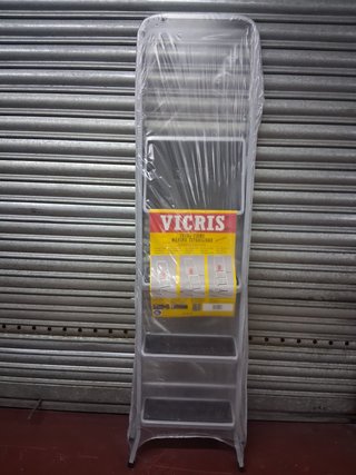 Escalera Vicris de 4 peldaños