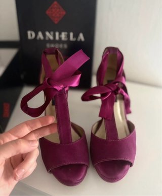 Sandalias Tacón Alto Peeptoe Daniela Shoes