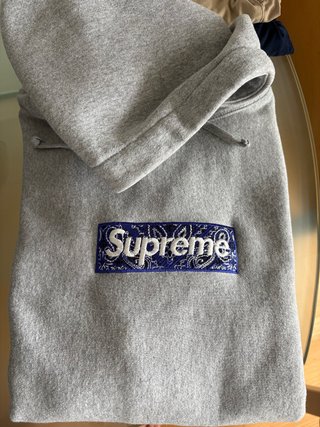 Sudadera Supreme Logo Gris