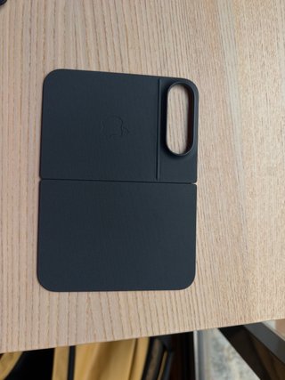 Funda Apple iPhone Duo con MagSafe