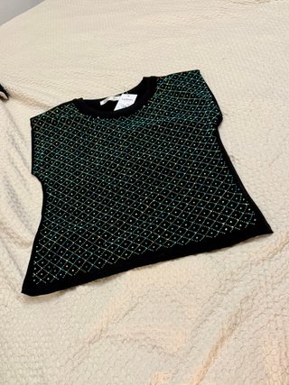Camiseta Negra con Pedrería strass