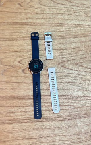 Reloj Garmin con dos correas
