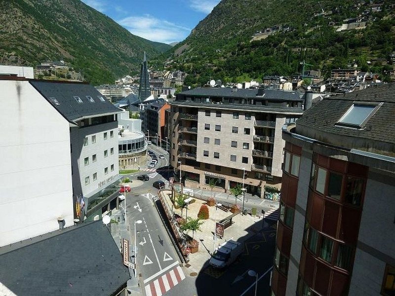 3-bedroom flat for rent in Escaldes-Engordany · 14 of 14