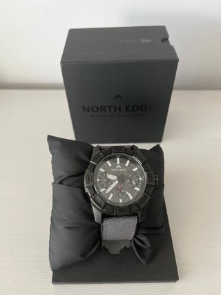 Reloj Deportivo North Edge Solar