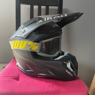 Casco Airoh Twist 3 Negro Mate y Gafas 100%
