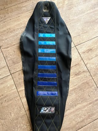 Funda de asiento Husqvarna 2024