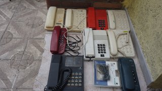 Lote teléfonos variados envío 10 kilos leer