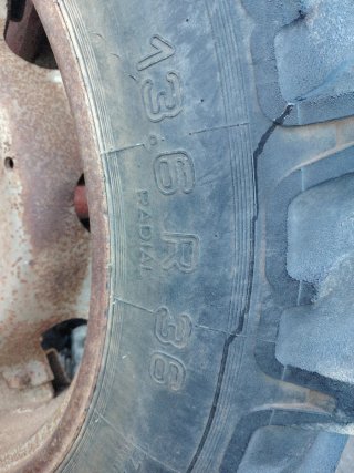 Ruedas de Tractor Ebro 160 (13.6 R36)