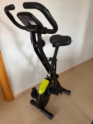 Bicicleta estática plegable