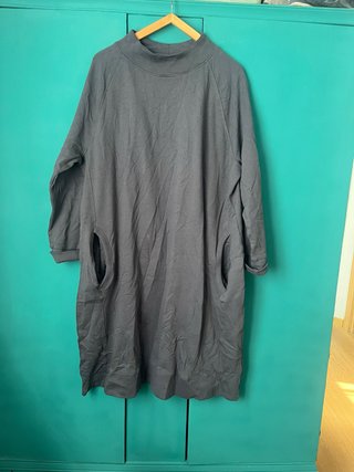 Vestido Ancho Gris