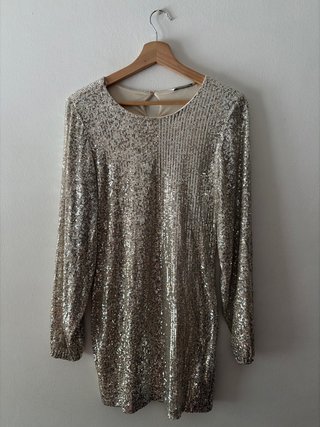 Vestido de lentejuelas Stradivarius