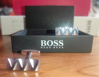 Accesorios Hugo Boss(4) NUEVOS a estrenar