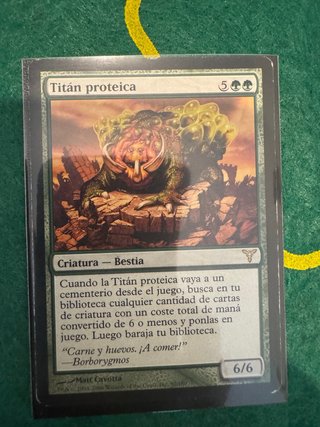 Carta Magic: Titán proteica (MTG)