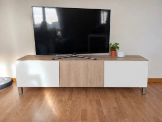 Mueble TV Bestå IKEA color marrón tinte grie