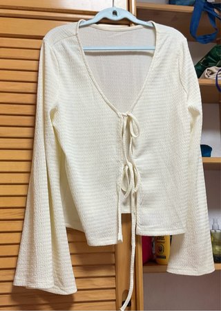 Blusa Beige con Lazos