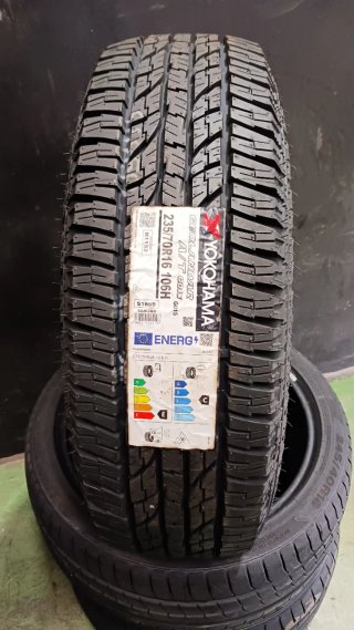 235/70 R16 106H YOKOHAMA GEOLANDAR A/T G015