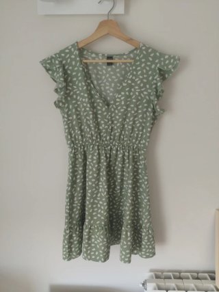 Vestido corto verde con estampado