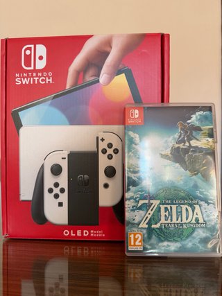 Nintendo Switch OLED + Zelda: Tears of the Kingdom