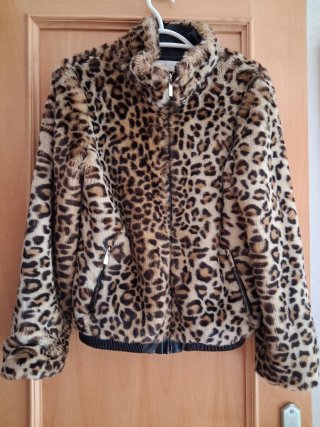 Cazadora de pelo leopardo El Corte Inglés