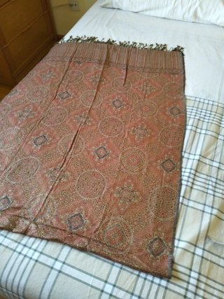 Pañuelo Pashmina Estampado tonos dorados y rojizos