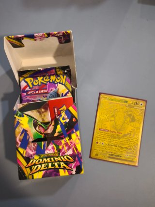 Carta Pokémon Mega-Rayquaza EX dorada