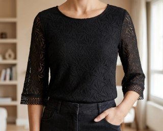 Blusa de encaje negra