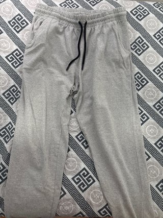 Pantalón de deporte gris