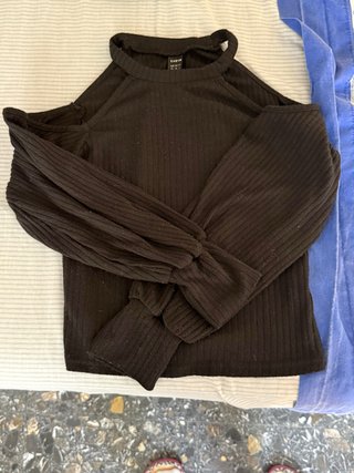 Camiseta Negra Shein Talla M