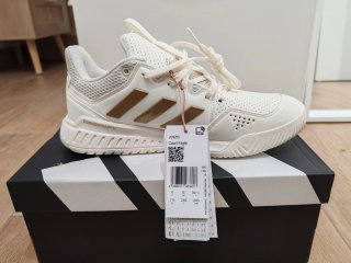 Zapatillas Adidas Court Flight Beige