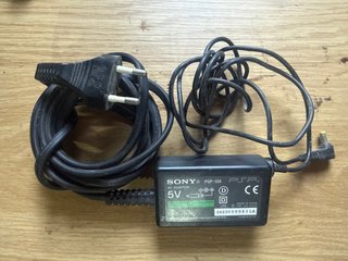 Cargador Sony PSP-104 para PSP