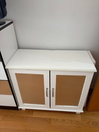 Mueble de baño blanco