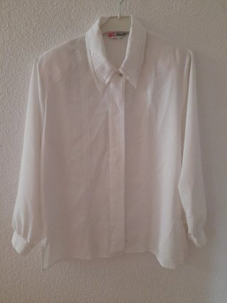 Blusa blanca de señora
