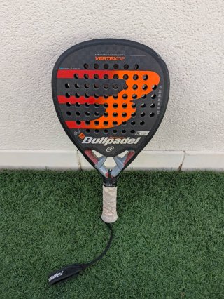 Pala de Pádel Bullpadel Vertex 02