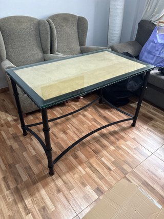 Mesa de Forja con Sobre de Cristal