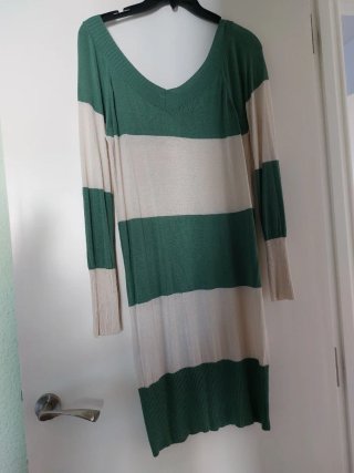 Vestido de entretiempo a rayas
