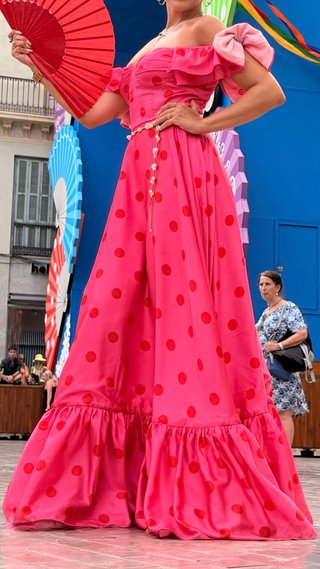 Vestido de ocasión rosa con lunares