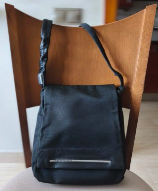 Bolso bandolera Mandarina Duck negro