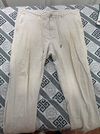 Pantalón de lino beige