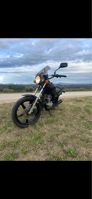 Honda CB 250